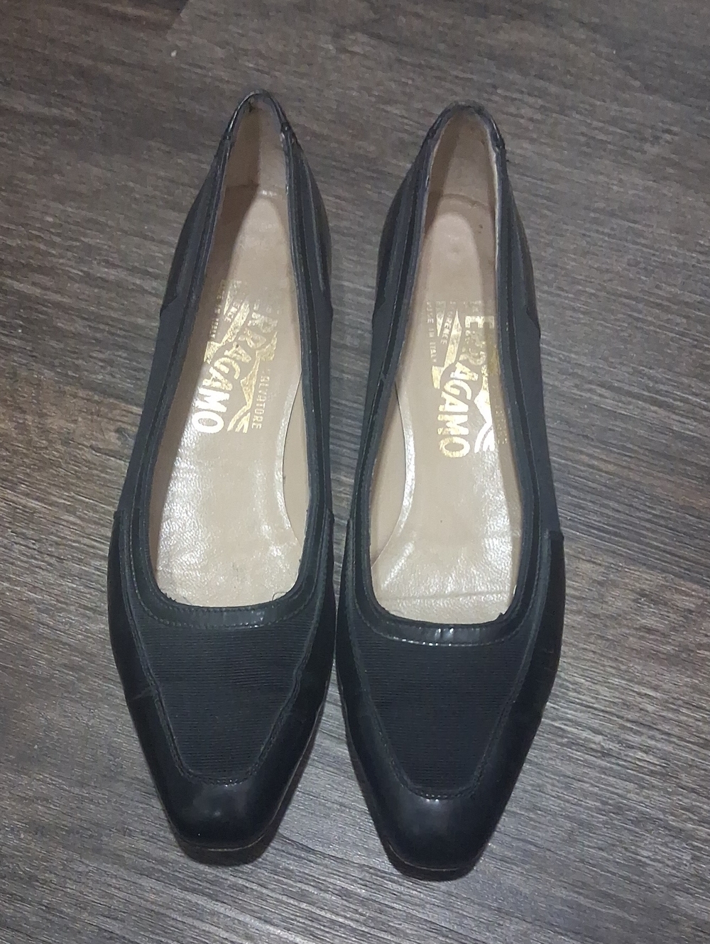 Salvatore Ferragamo Size 6 Black Square-Toe Ballet Flats